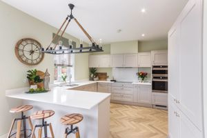 Photo 9- click for photo gallery